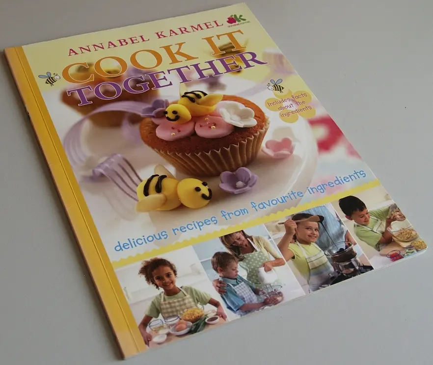 "Cook It Together" 2013a Annabel Karmel
